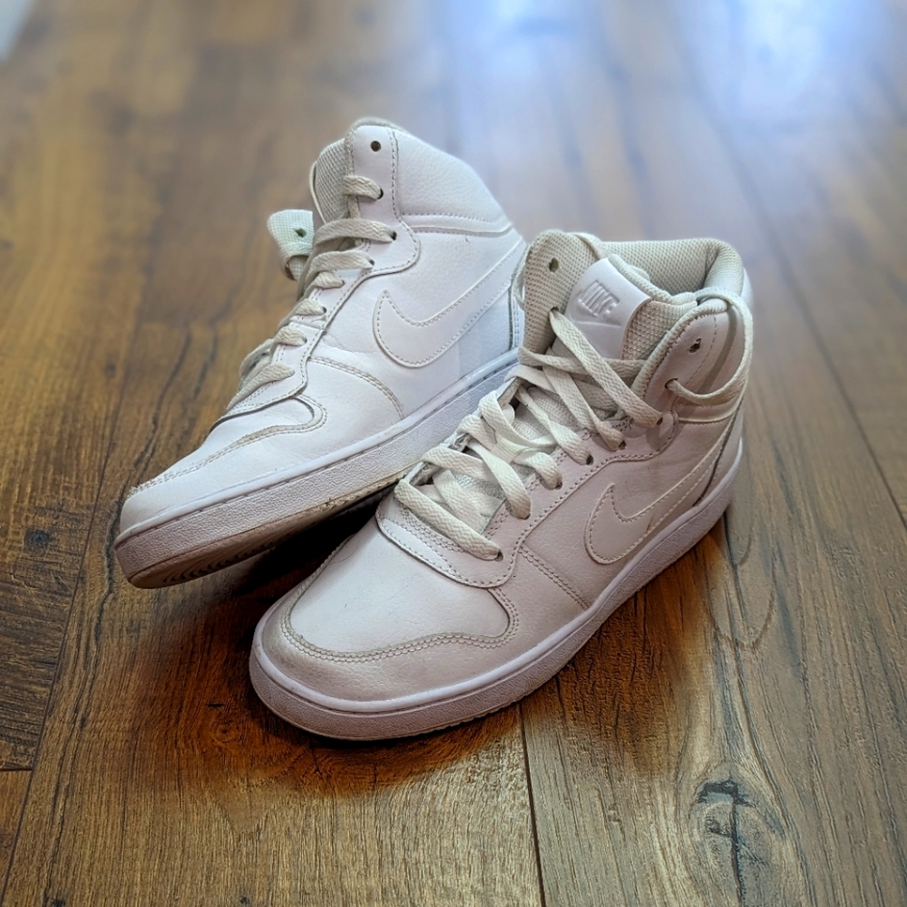 Nike TJ